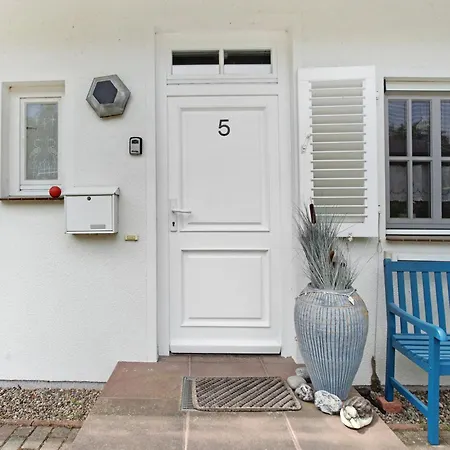 Yachthafenblick Nr 5 Sellin (Rugen)