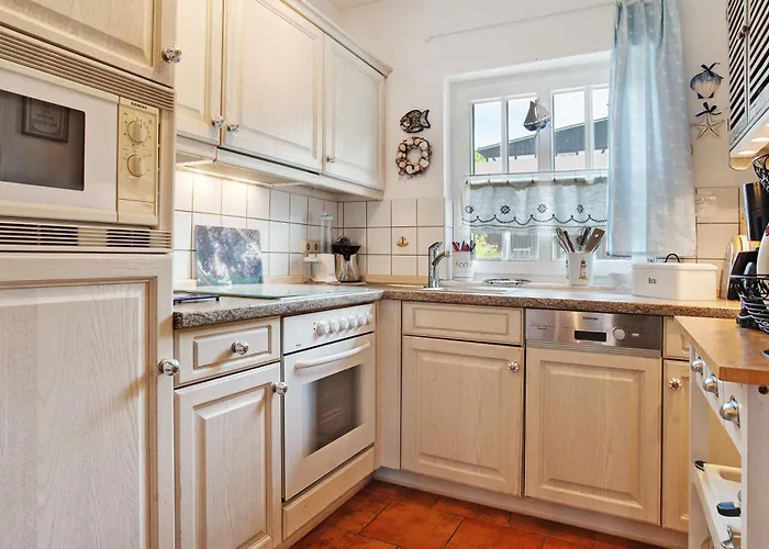 Yachthafenblick Nr 5 * Sellin (Rugen)